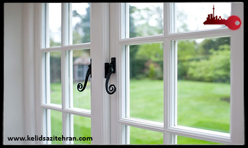 روش تعمیر و تعویض قفل UPVC به شکل تخصصی